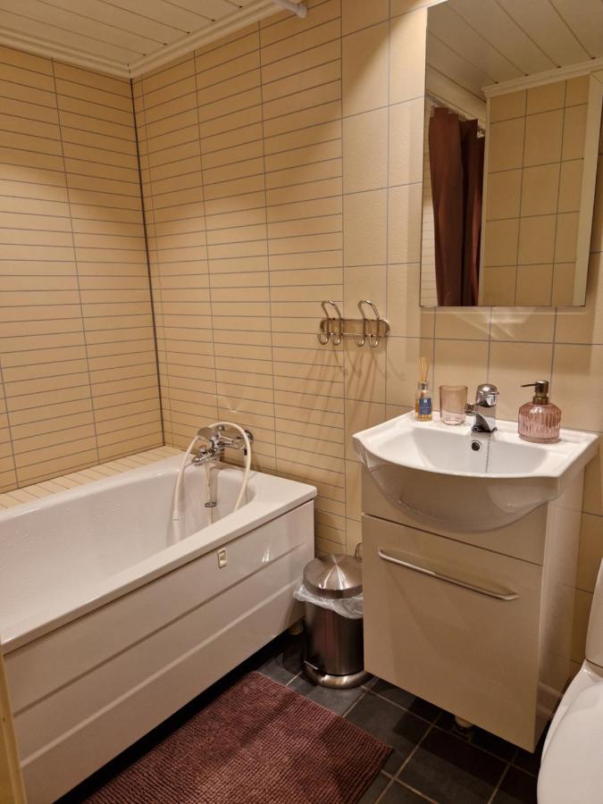 Your Place To Stay In Lofoten At Our Family House! Ballstad Ngoại thất bức ảnh